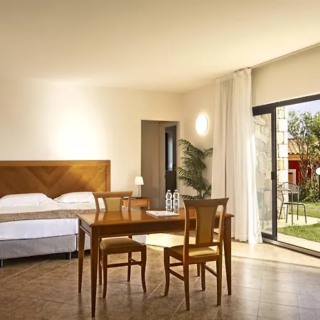 Ξενοδοχείο Del Borgo 3*