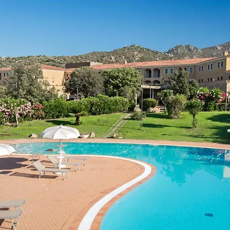 Del Borgo 3* Όλμπια